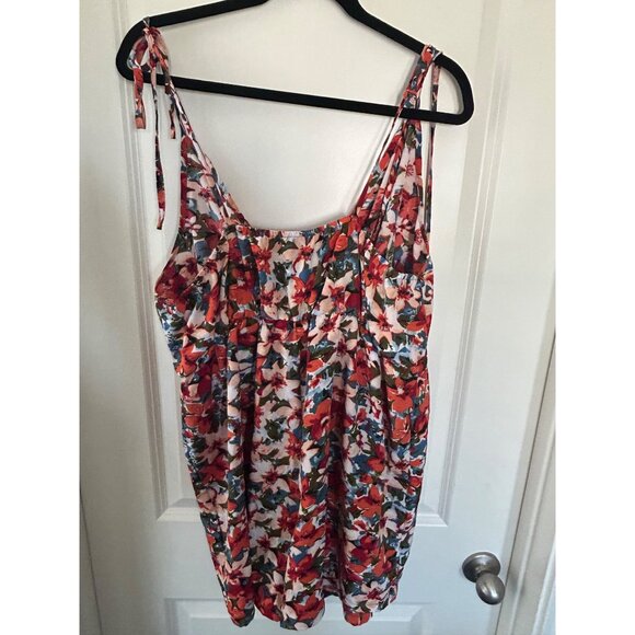 Floral Sleeveless Summer Romper With Adjustable Straps - Picture 6 of 10